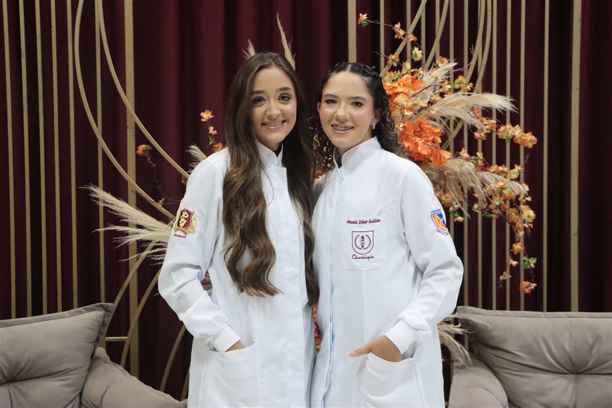Odontologia UniGuairacá: Cerimônia do Jaleco marca início da trajetória profissional dos acadêmicos 
