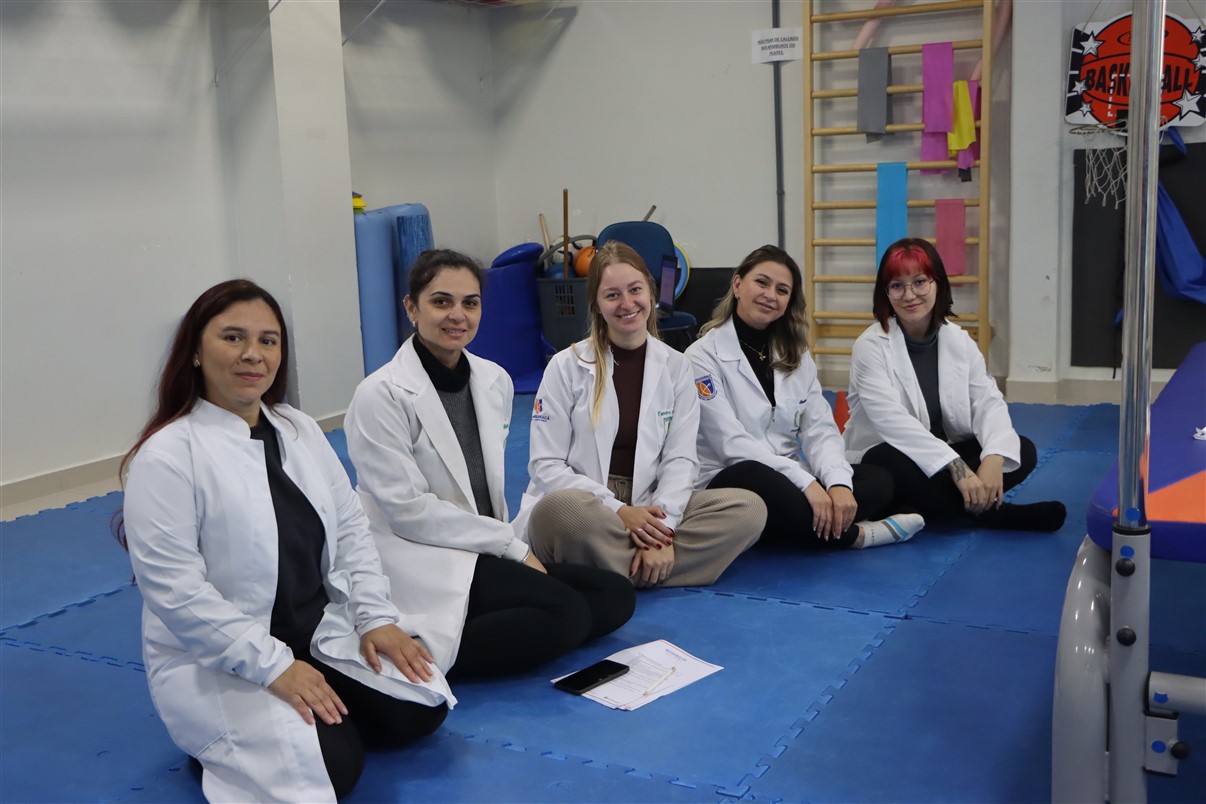 UniGuairacá dá início ao cronograma de aulas práticas dos cursos Semipresenciais