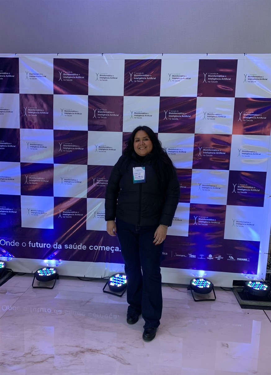 Acadêmica de Engenharia de Software participa da I Jornada de Bioinformática e Inteligência Artificial na Saúde
