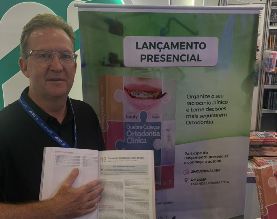 Professor de Odontologia da UniGuairacá participa de Congresso Internacional